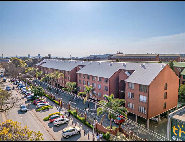 1 BEDROOM APARTMENT FOR SALE IN HATFIELD
